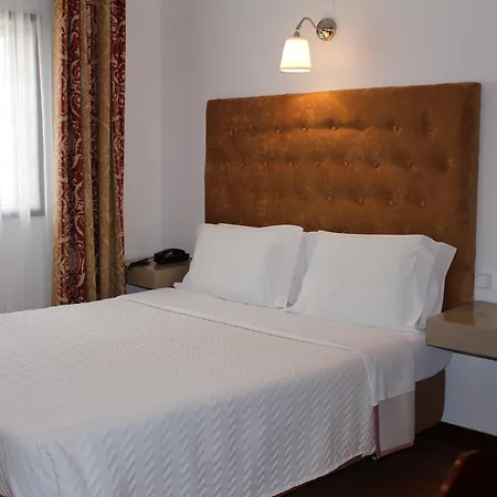 Residencial Hotel 2*